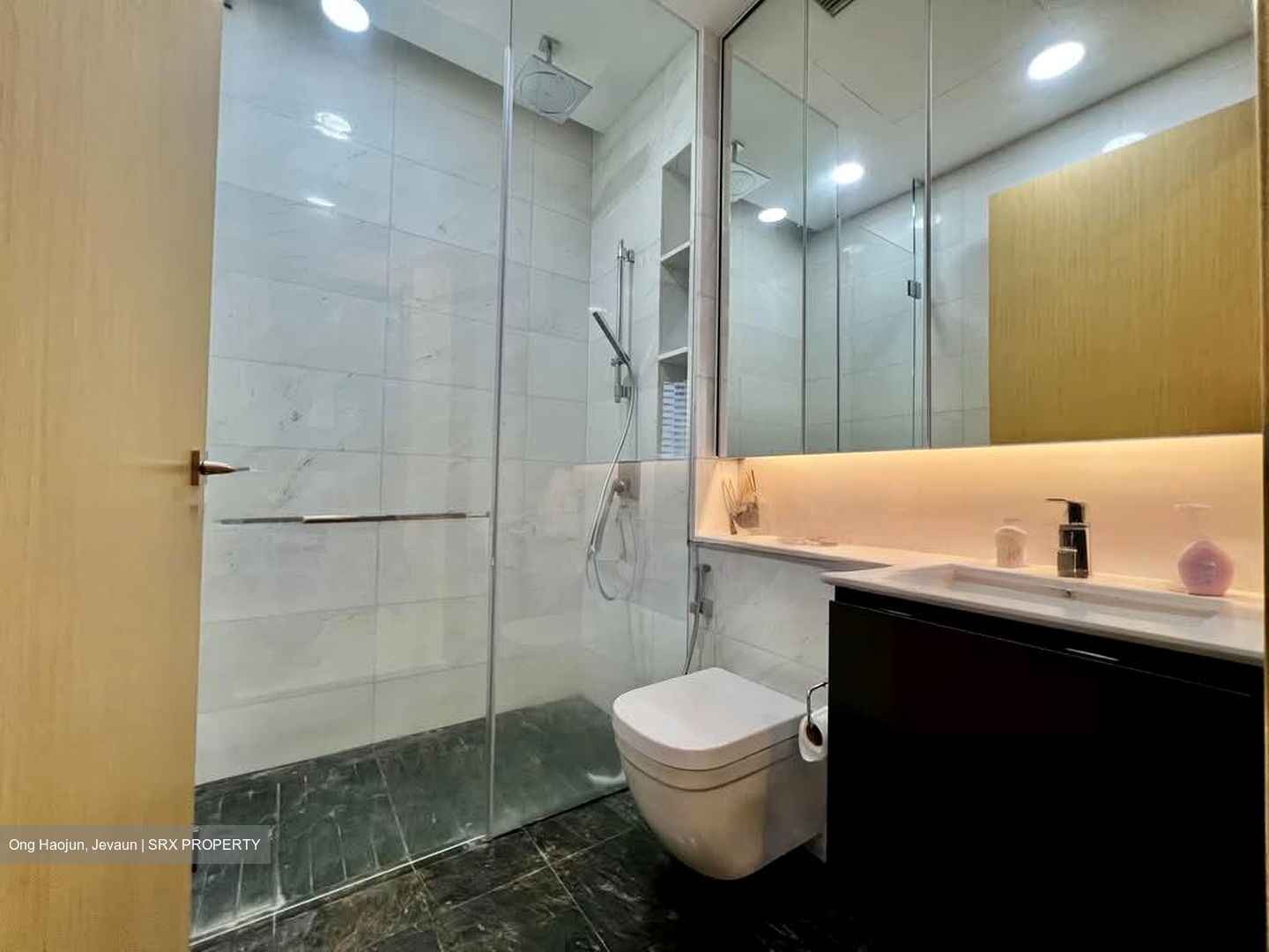 Cairnhill 16 (D9), Apartment #565080351